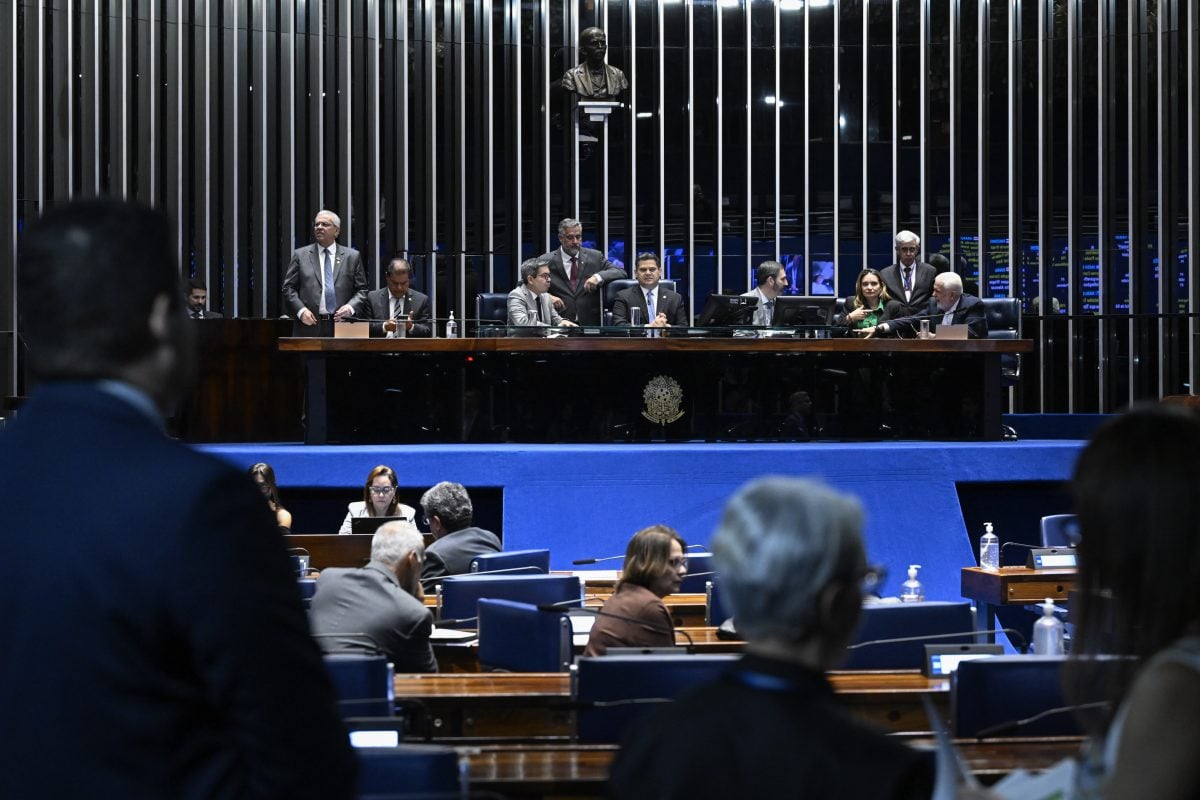 Com 19 objetivos e 73 metas, Congresso aprova novo Plano Nacional de Educação