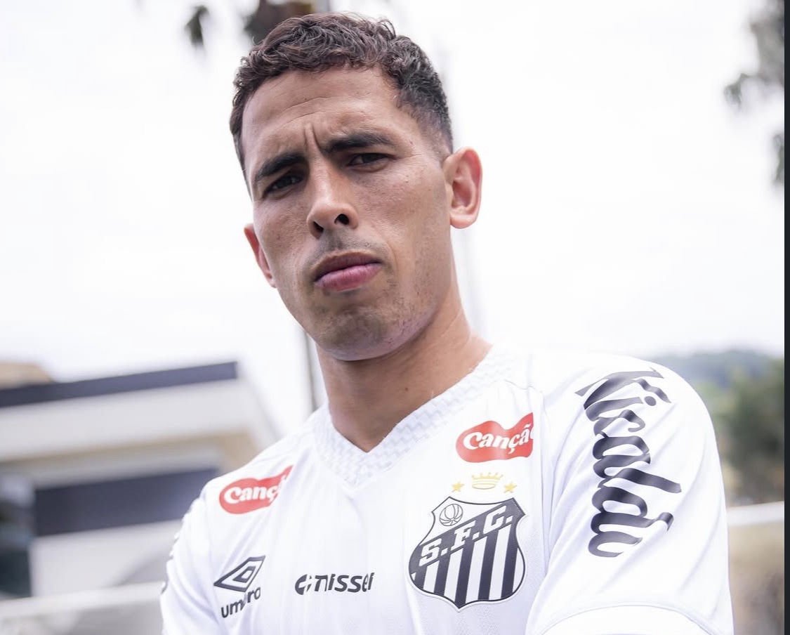 Veja números de Christian Oliva, reforço do Santos, pelo Nacional