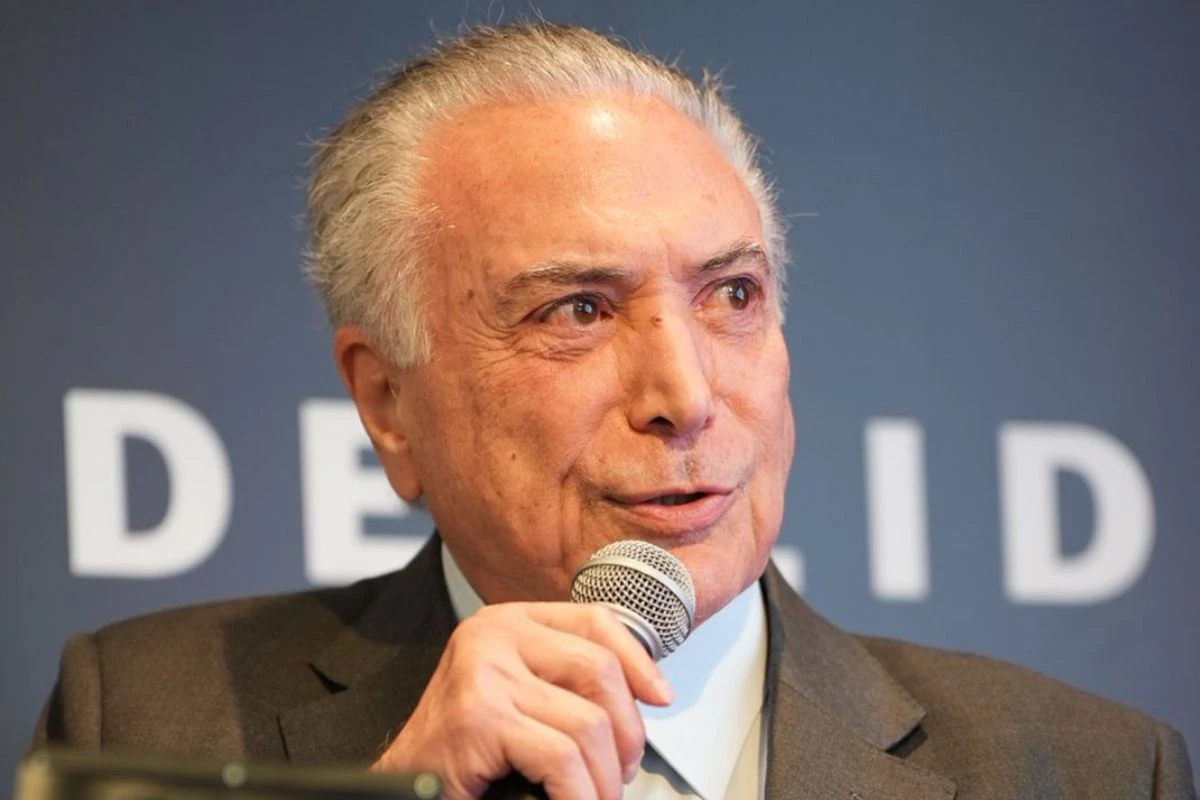 Temer reage à decisão de Moraes de mandar Bolsonaro para domiciliar