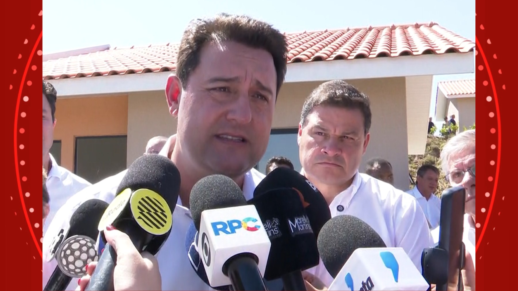 Ratinho Junior desistiu de pré-candidatura para não perder o controle da sucessão ao governo do PR para Moro