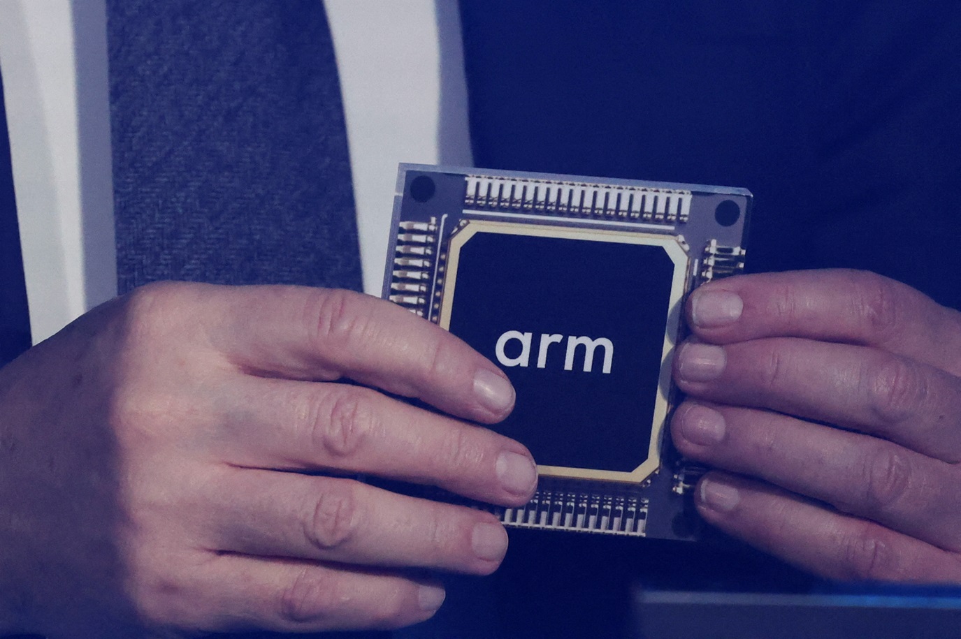 Arm Holdings, em ruptura com o passado, vai passar a vender seus próprios chips