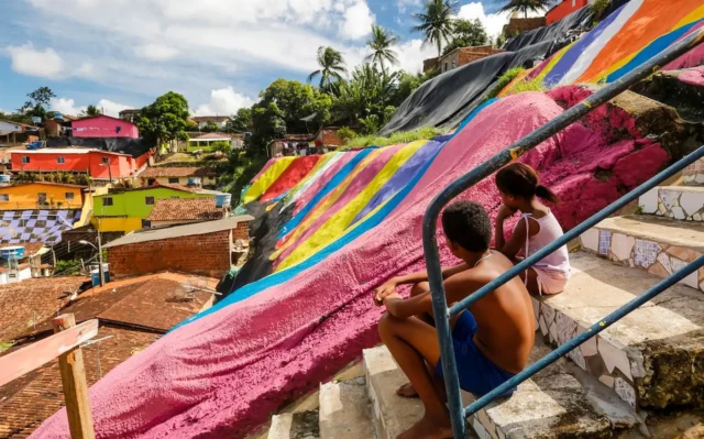 Como construir cidades que abraçam as infâncias