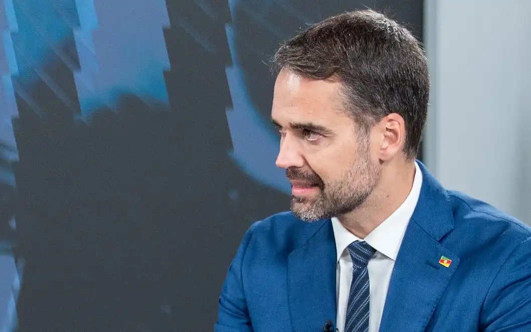 Após recuo de Ratinho, Eduardo Leite reforça pré-candidatura a presidência