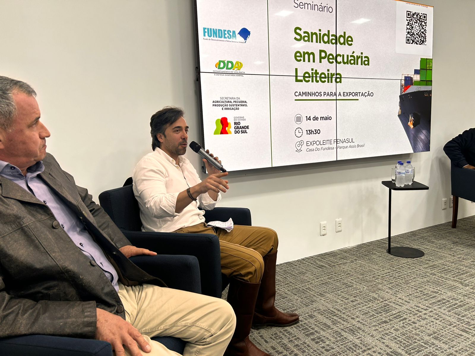 Exportar leite: Brasil tem potencial, mas precisa resolver gargalos de competitividade e sanidade