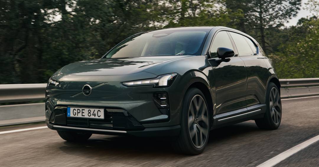 Volvo EX60 chega ao Brasil com tecnologia de ponta e desafia híbridos: entenda por que o elétrico é o futuro imediato