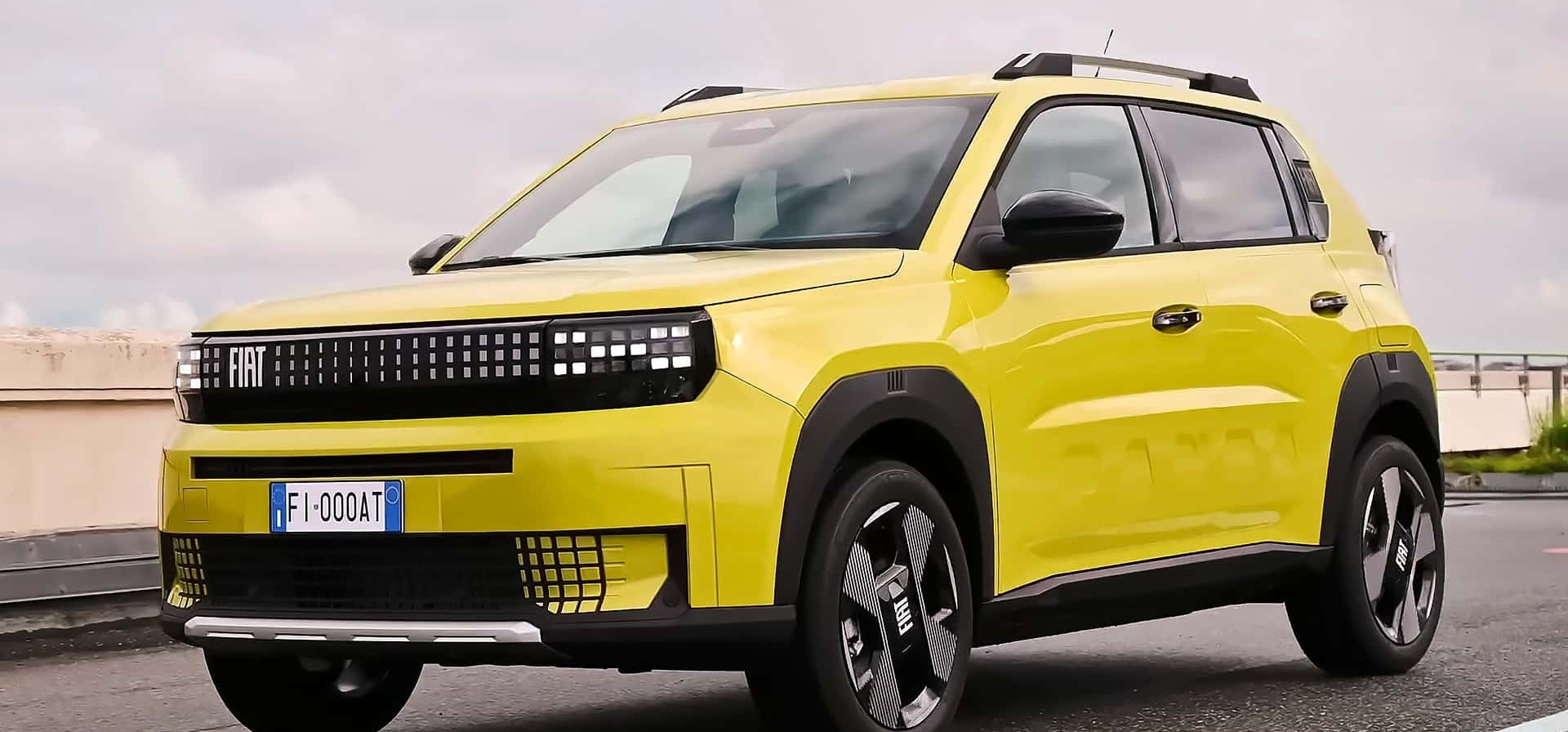 Fiat Argo 2026: fabricante confirma nome e revela que novo hatch será versão nacional do Panda europeu