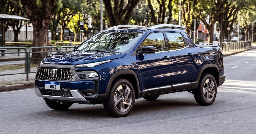 Fiat Toro 2027 estreia como primeira picape híbrida brasileira: economia de 12% no trânsito urbano