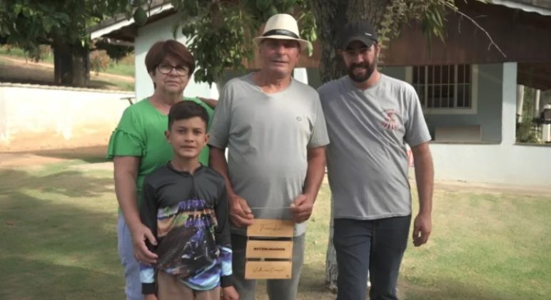 Após desabamento de aviário e fraudes, produtor de Bragança Paulista reconstrói negócio com biosseguridade e sucessão familiar