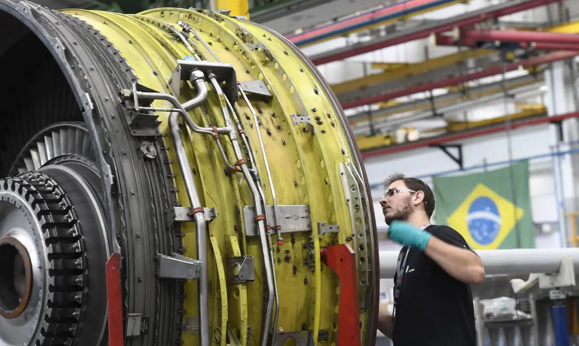 Programa Brasil Soberano facilita crédito: redução de 5% para 1% amplia acesso a empresas afetadas por conflitos e tarifas