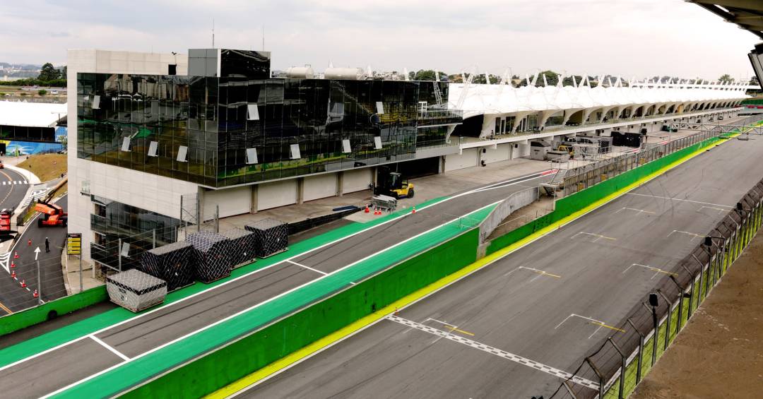 Fim de semana de explosão: Indy, MotoGP e Stock Car dominam as transmissões ao vivo