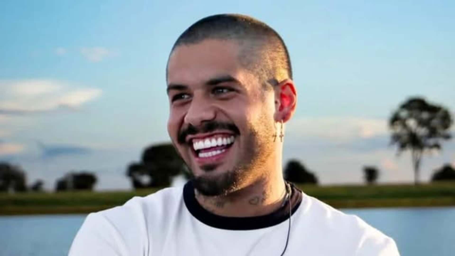 Zé Felipe viraliza ao mostrar o shape no Instagram: ‘Descobriu que a Virginia gosta de cara em forma’