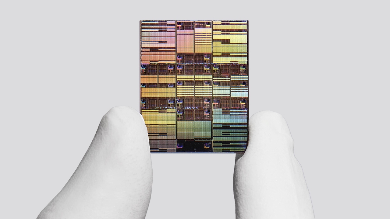 IBM revoluciona chips: tecnologia de 0,7 nanômetro promete dobrar desempenho e reduzir consumo em 70%
