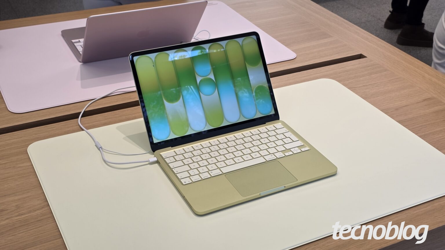 Apple dobra preços de MacBooks e iPads no Brasil: aumento reflete crise global em componentes