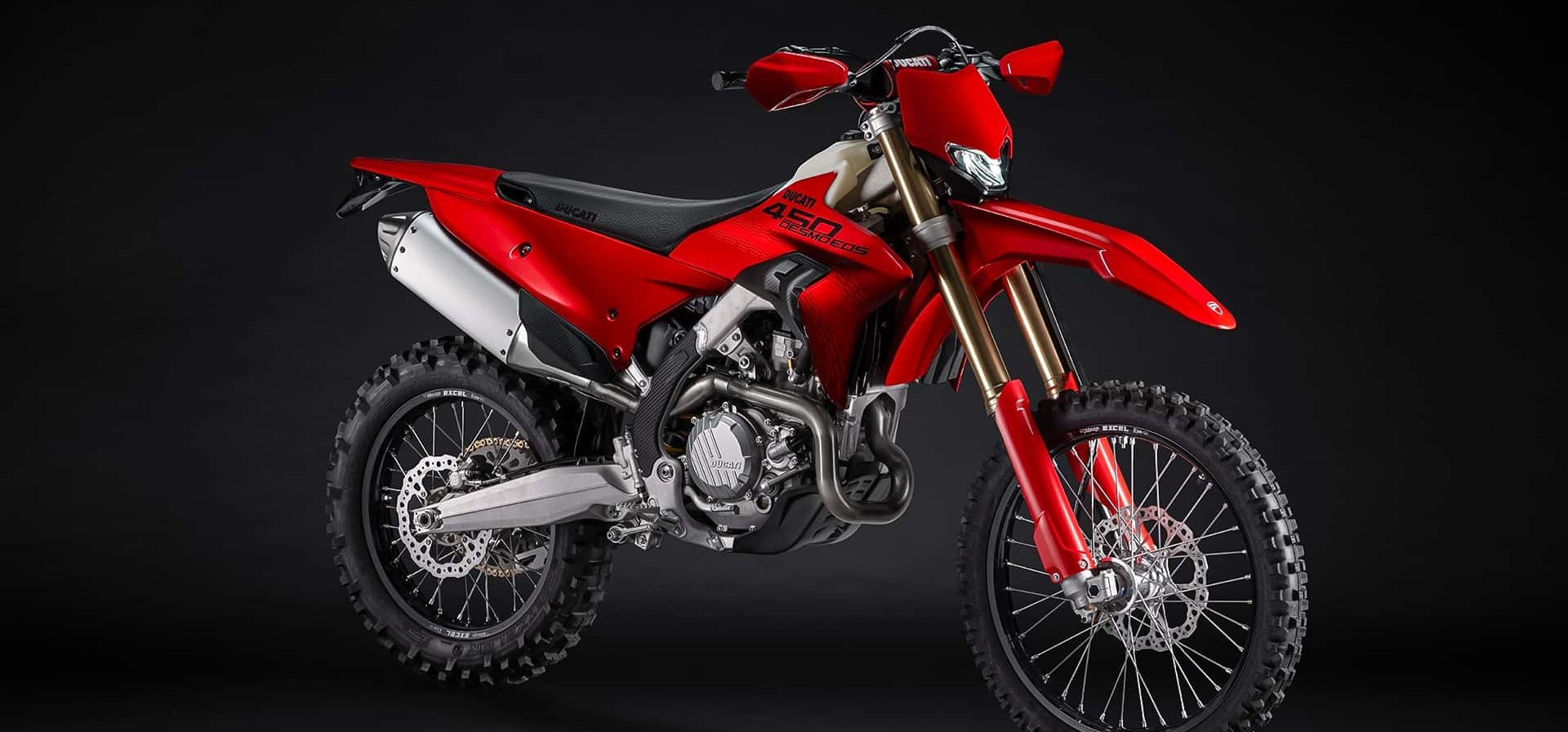 Ducati desafia o off-road: estreia a Desmo 450 EDS, primeira enduro da marca com DNA Desmodrômico