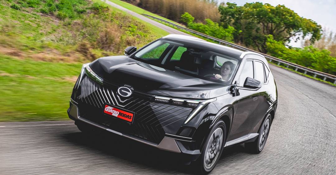 GAC GS4 Premium tem maior desconto da história: queda de R$ 22 mil torna SUV híbrido acessível a R$ 169.990